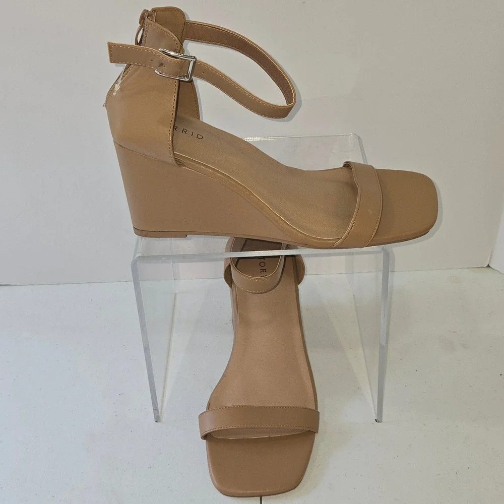Torrid Tan Faux Leather Wedge Sandals Square Toe Ankle Strap 10.5WW 19446917